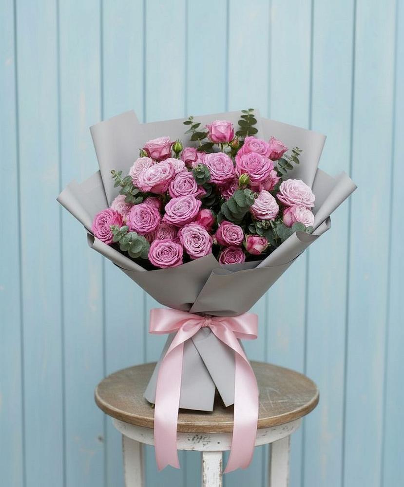 Букет цветов из: Розы в Наушки