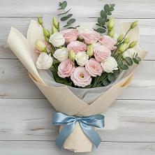 Букет цветов из:  Лизиантусы в Наушки