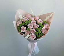 Букет цветов из:  Розы и Хризантемы в Наушки