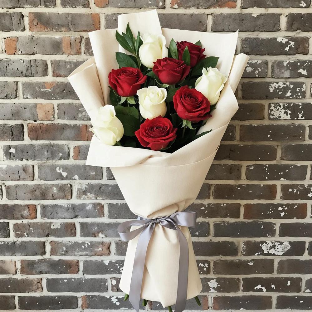 Букет цветов из: Розы в Наушки