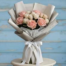 Букет цветов из:  Розы в Наушки