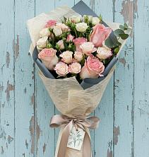Букет цветов из:  Розы в Наушки