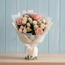 Букет цветов из:  Розы в Наушки