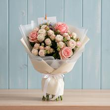 Букет цветов из:  Розы в Наушки
