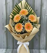 Букет цветов из:  Герберы #REPLACE_PRED# Наушки